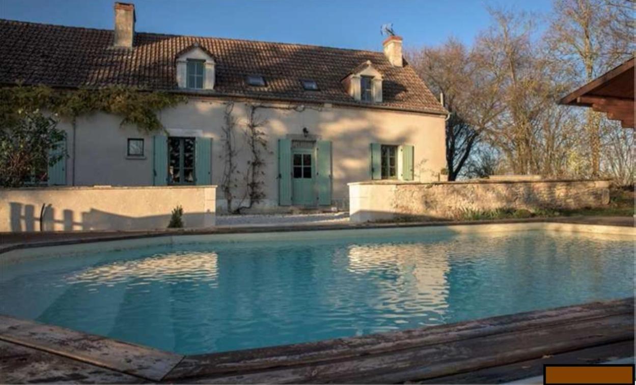 Bed and Breakfast La Petite Noue Vignoux-sous-les-Aix Екстер'єр фото