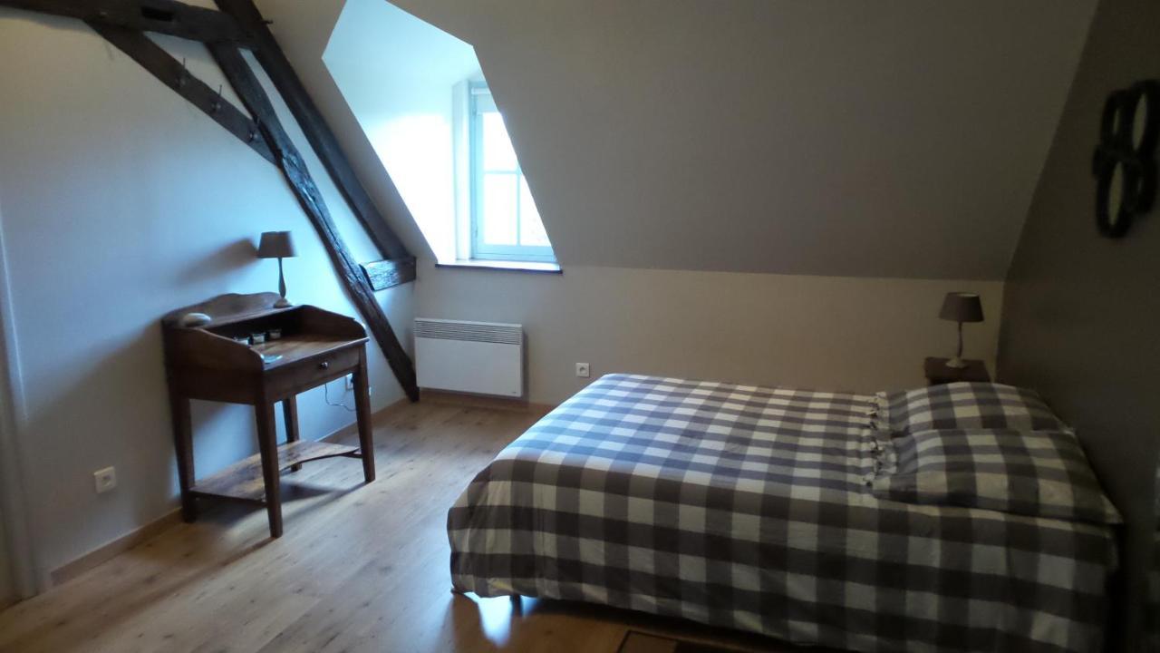 Bed and Breakfast La Petite Noue Vignoux-sous-les-Aix Екстер'єр фото